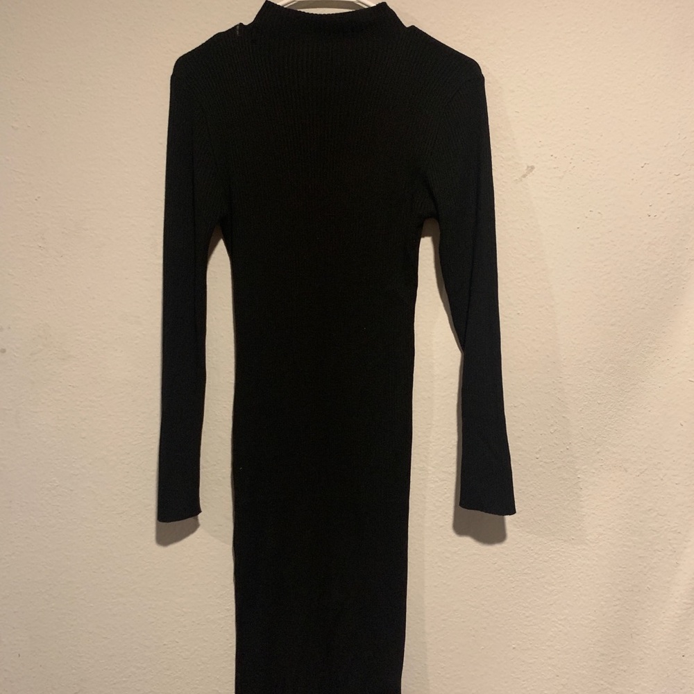 Black long sleeve dress!